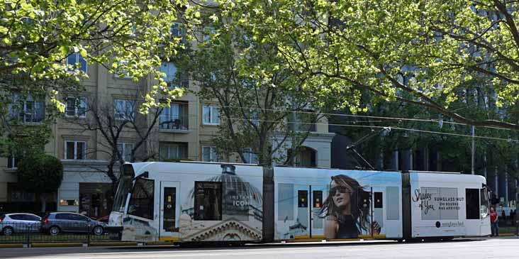 Yarra Trams Combino 3533 Sunglass Hut